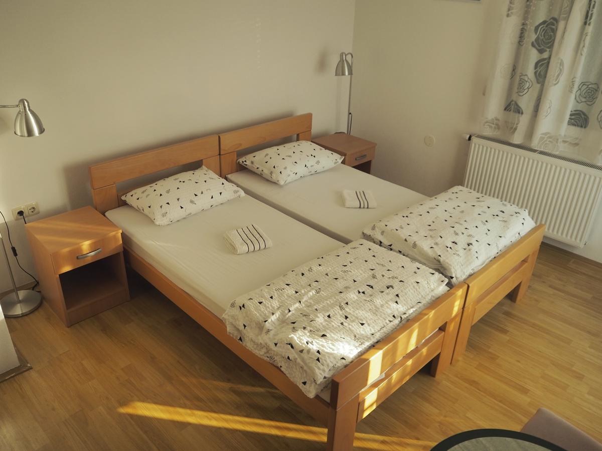 Apartment Ivan-Experience 3 Bedrooms 루브스키 외부 사진