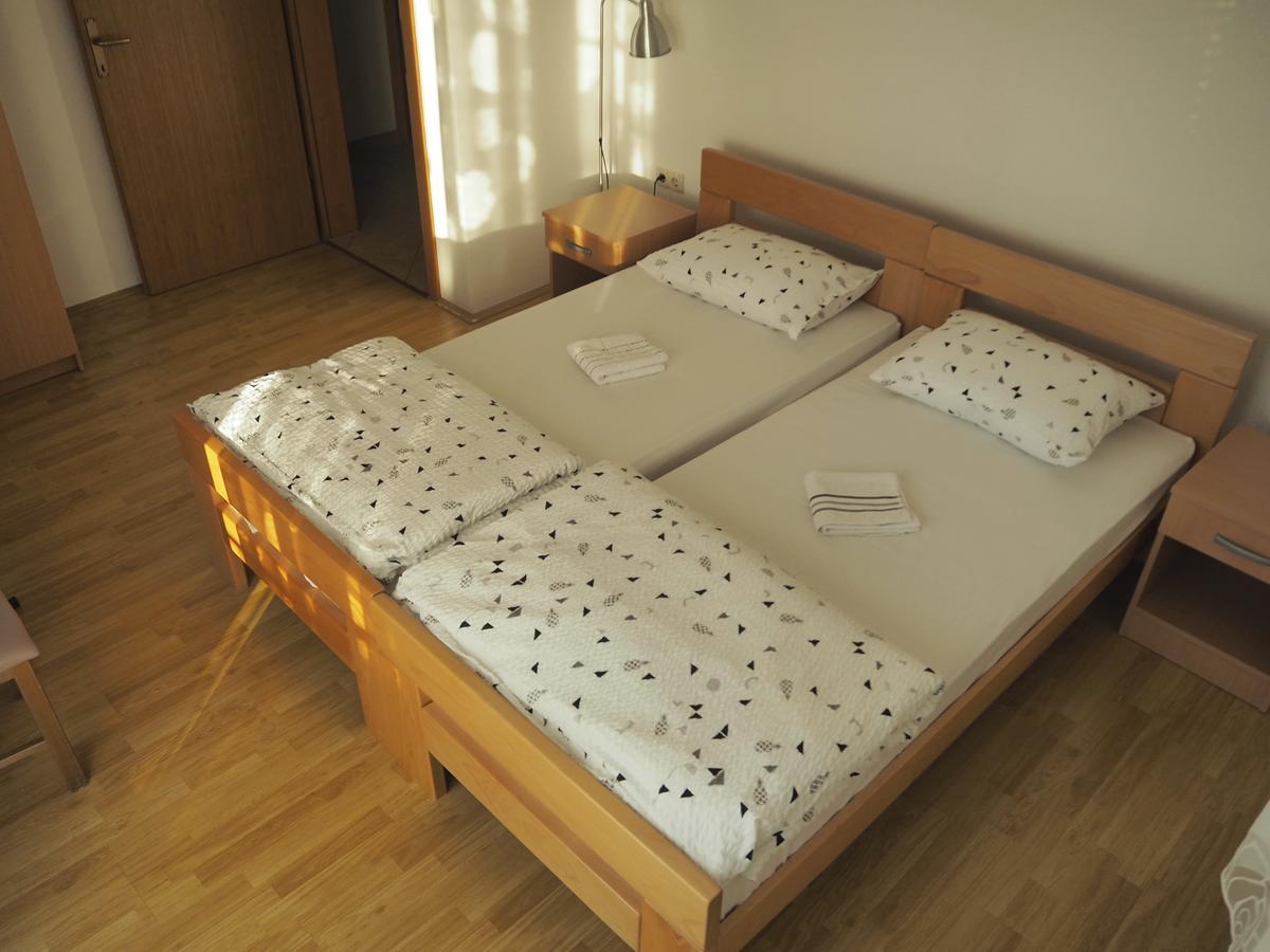 Apartment Ivan-Experience 3 Bedrooms 루브스키 외부 사진